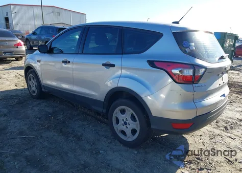 2017 Ford Escape S z USA, uszkodzony, nr VIN 1FMCU0F76HUD84257
